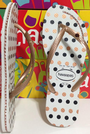 Havaianas com pedraria